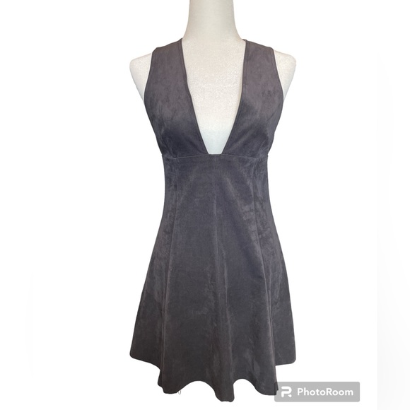 EC Wilfred Montbrun Faux Suede Deep V-Neck Aline Mini Dress - Size 6 - Picture 1 of 5